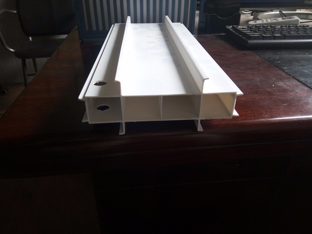 内蒙古立面拉缝板 (1)150MM宽拉缝板